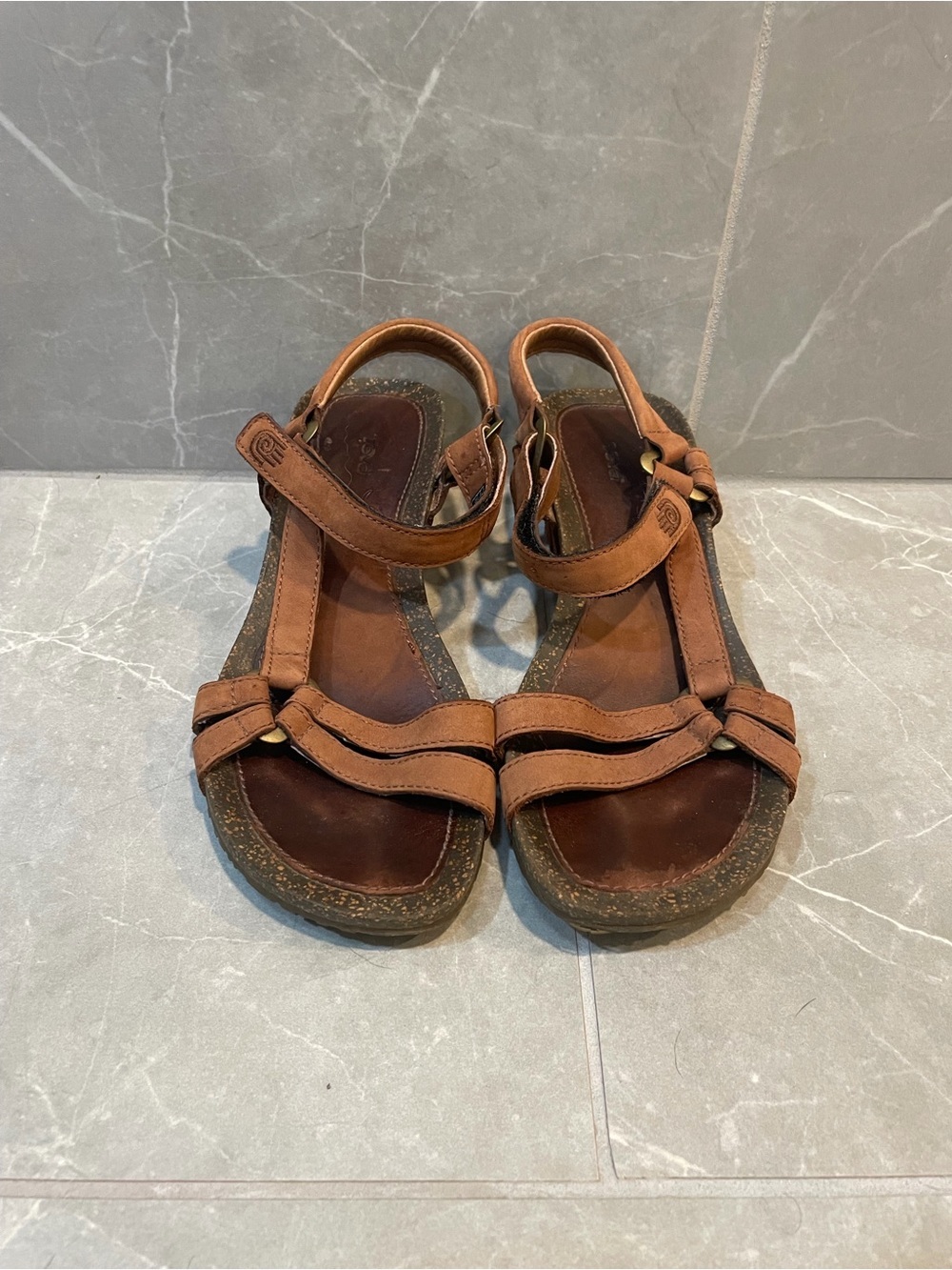 Teva Ysidro Wedge Sandals Women's 7 Brown Leather Strappy Cork Heel Adjustable